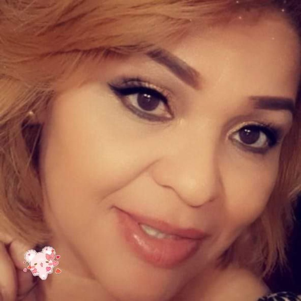 Meet your Posher, Yolani